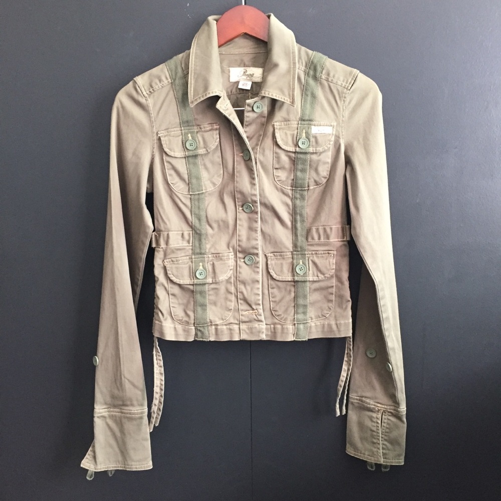 Plugg Jacket
